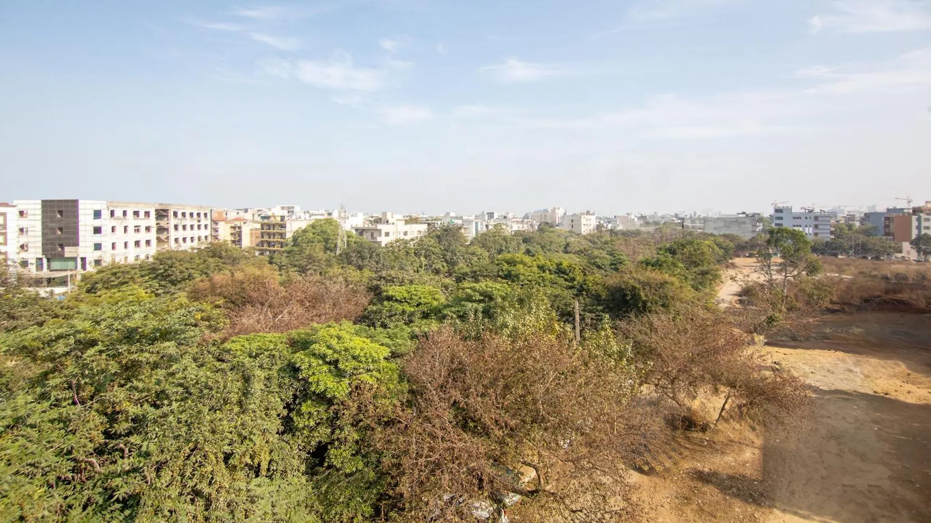 Treebo Flxho Trio, Medanta Medicity Gurgaon Hotel
