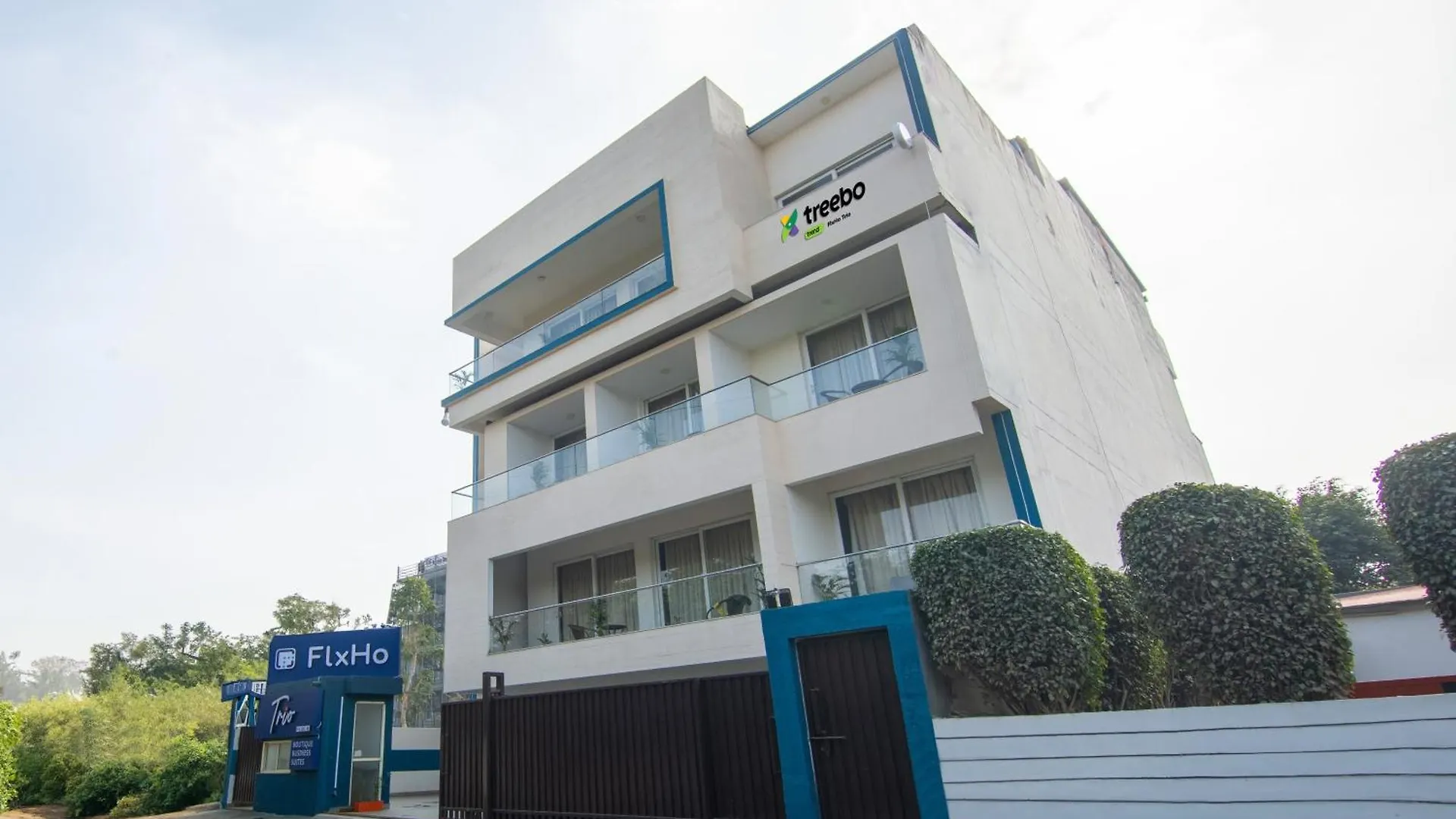 Treebo Flxho Trio, Medanta Medicity Gurgaon
