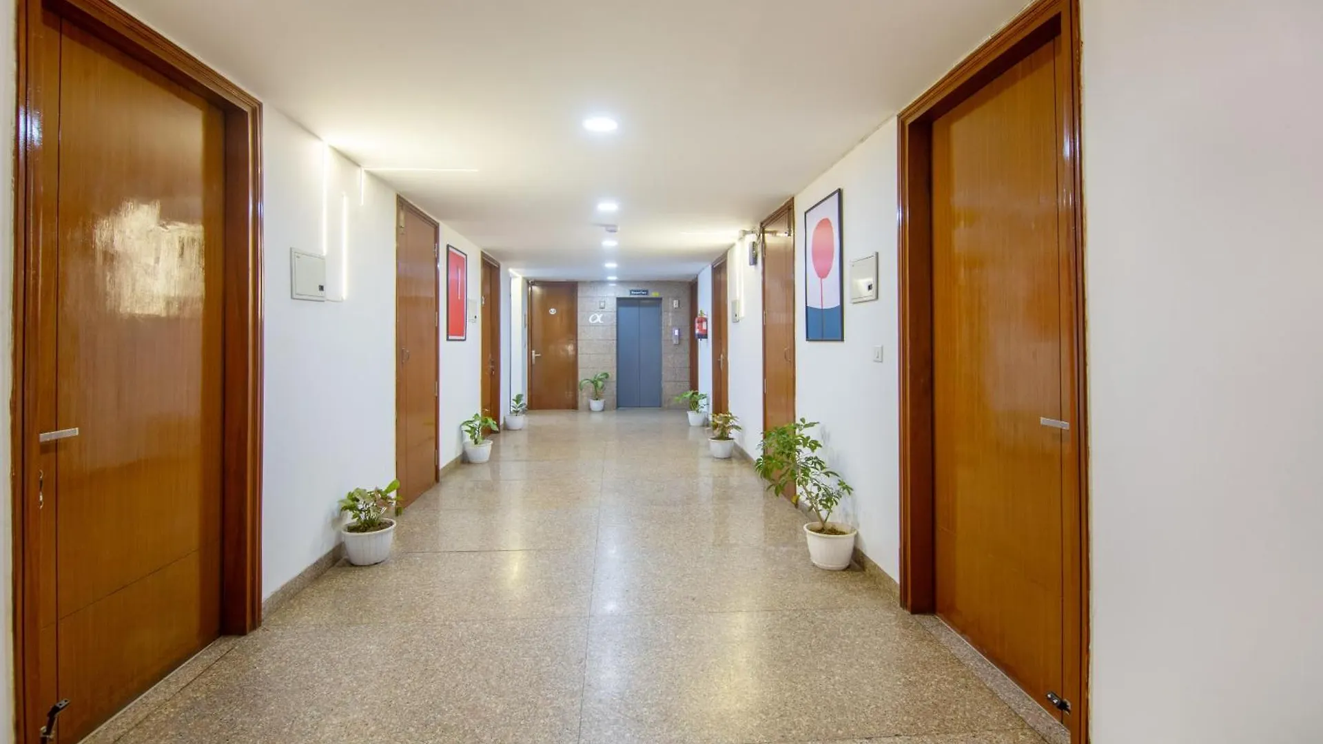 Hotel Treebo Flxho Trio, Medanta Medicity Gurgaon